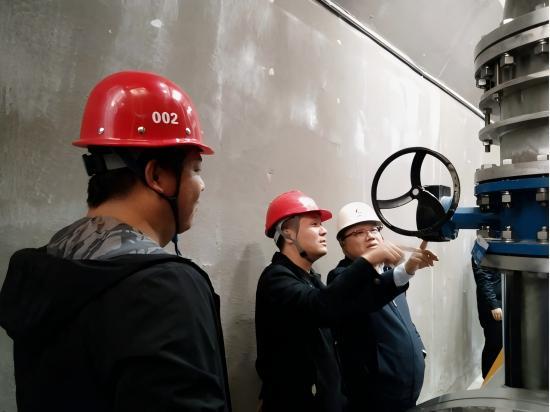 筑路架橋十余載，我們與改革共成長