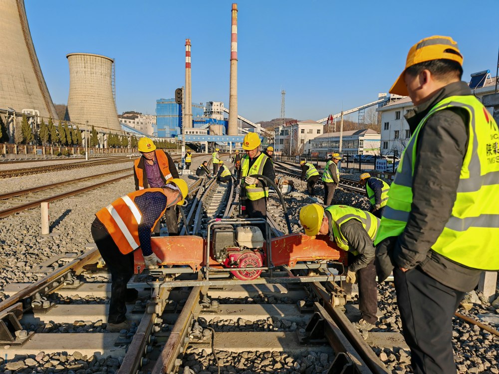 陜煤建設(shè)路橋分公司黃陵項(xiàng)目部多舉措謀劃新篇開新局