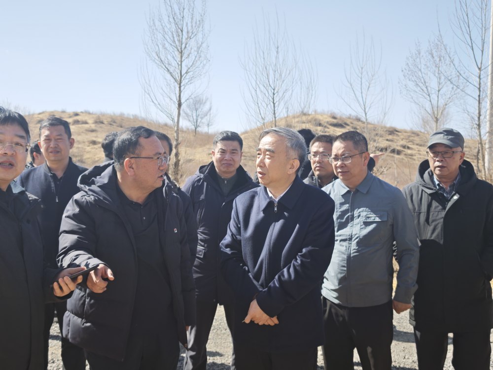 陜西鐵路物流集團(tuán)黨委書記、董事長(zhǎng)楊科生赴陜煤建設(shè)路橋分公司靖神鐵路項(xiàng)目調(diào)研
