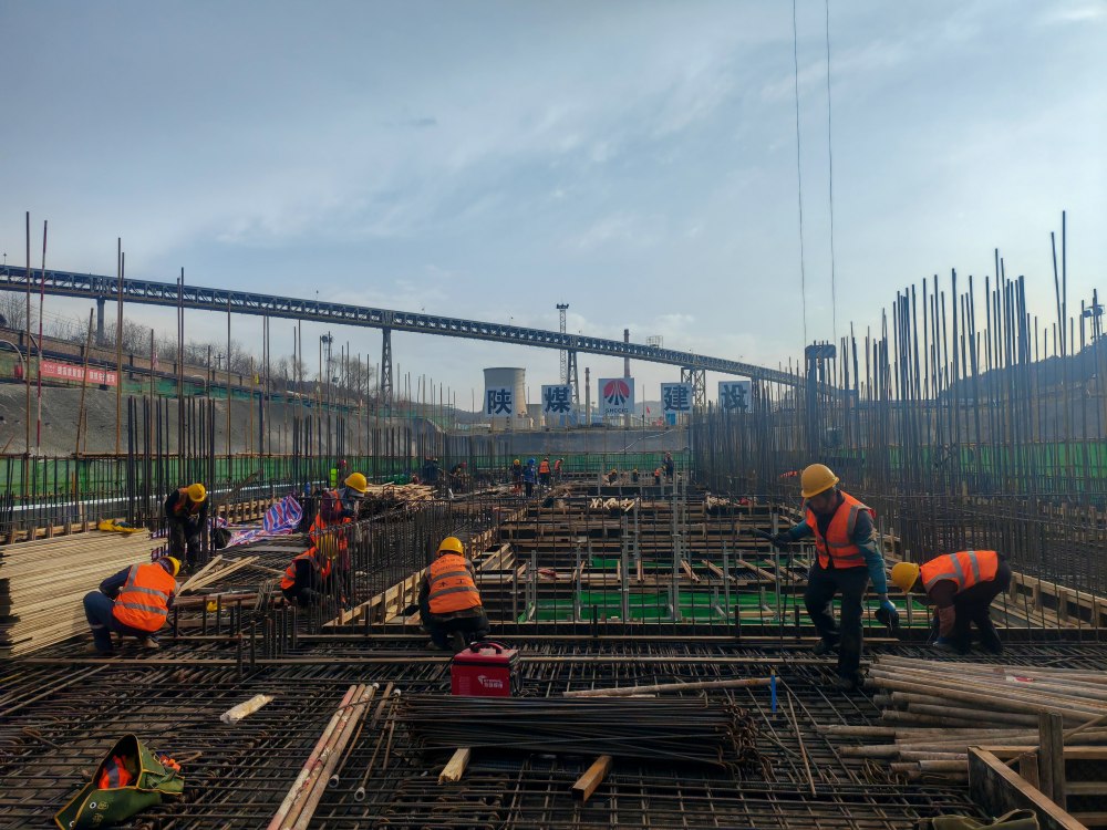 陜煤建設(shè)銅煤公司：黃陵電廠二期?2×1000MW 機組擴建項目輸煤#1標(biāo)段三翻車機室工程關(guān)鍵節(jié)點順利完成