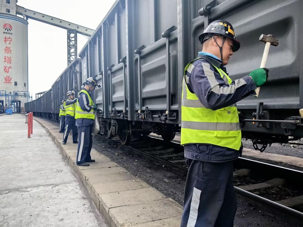 陜煤建設洗選煤運營公司檸條塔運營項目部：春日奮戰(zhàn)守一線  實干保產(chǎn)顯擔當