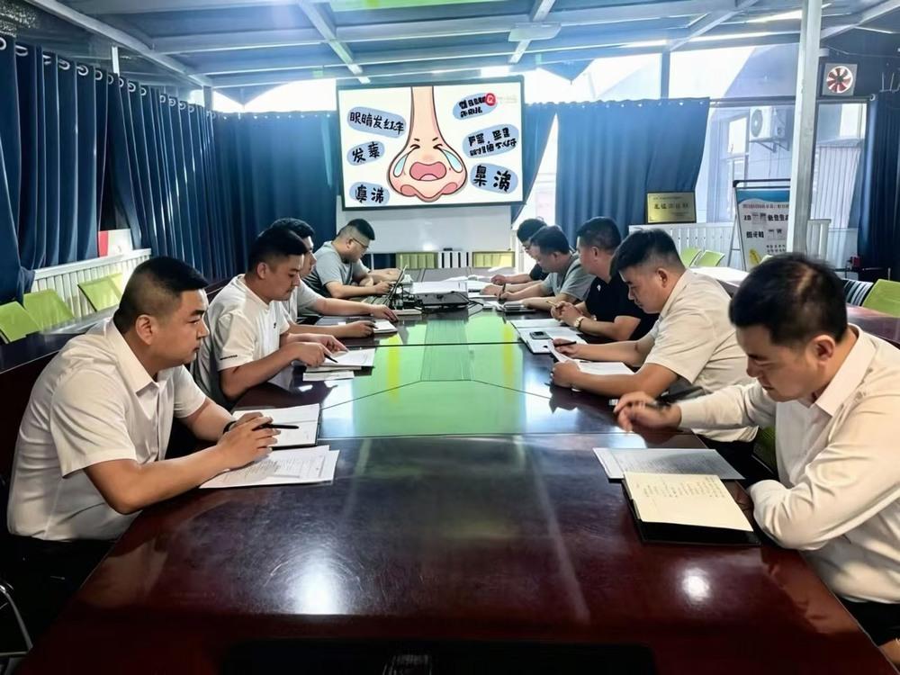 陜煤建設(shè)洗選煤運(yùn)營公司第二項(xiàng)目部：“剛?cè)岵?jì)”發(fā)力  “兩手齊抓”保安