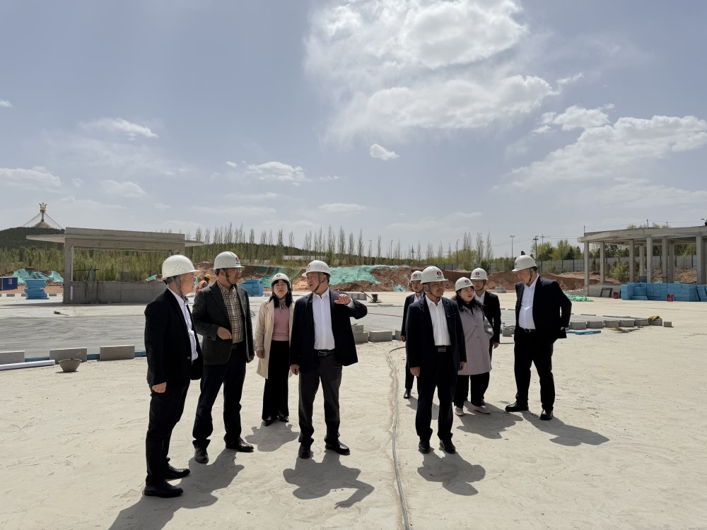 趙敬凱赴內(nèi)蒙古分公司項目部檢查指導(dǎo)工作并洽談戰(zhàn)略合作
