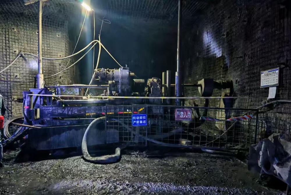 陜煤建設(shè)礦建二公司郭家灘項目部為安全掘進裝上 “智慧天眼”